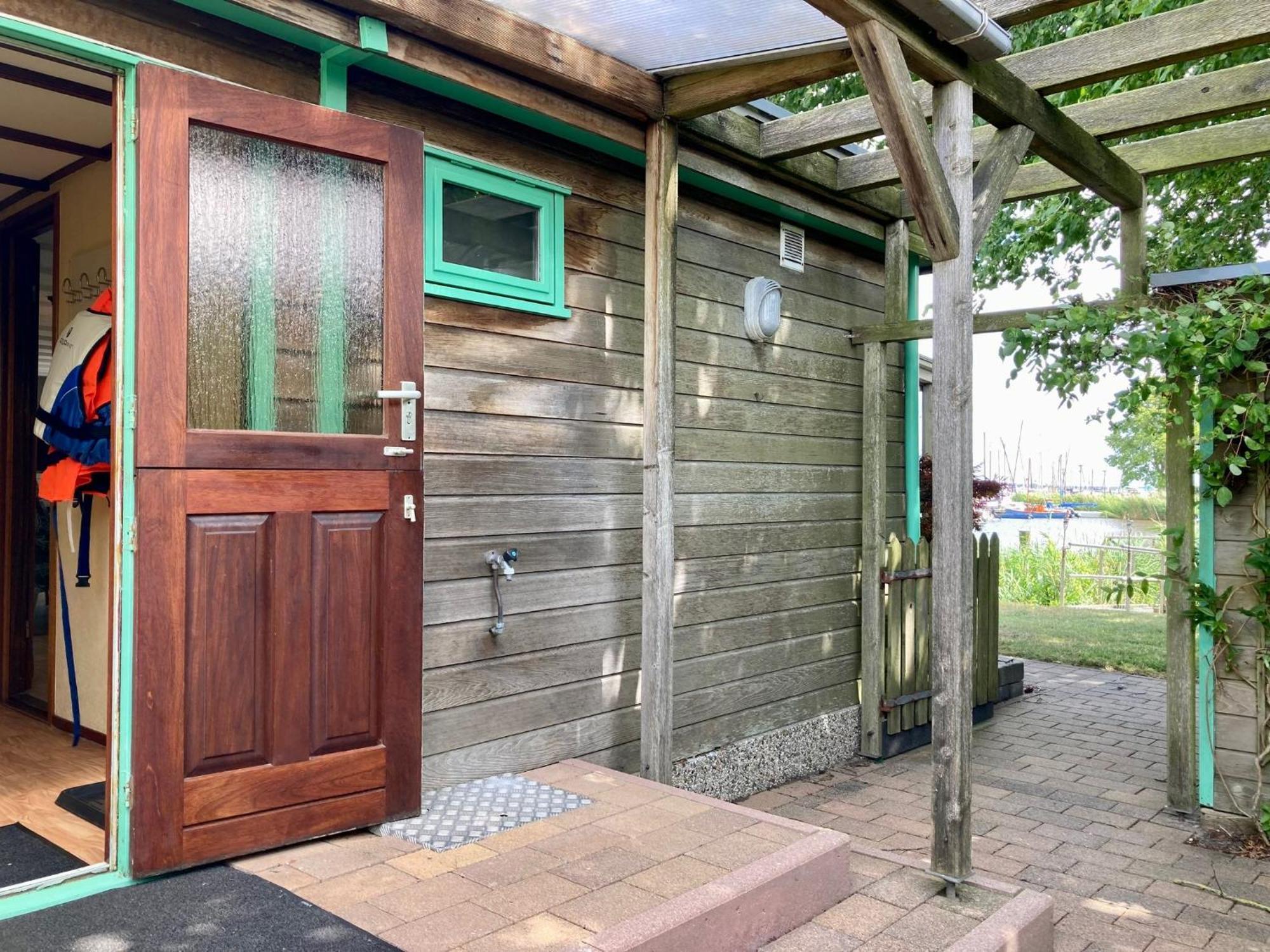 4 Pers Holiday Home Hilla With Winter Garden In Front Of The Dike Directly On The Lauwersmeer Anjum Exterior photo